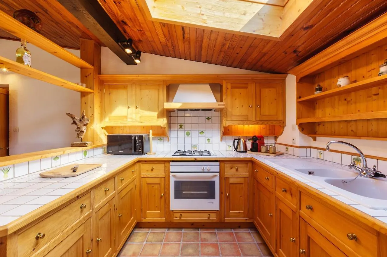Apartment Les Nantillons 250Mt From Ski - Happy Rentals Chamonix
